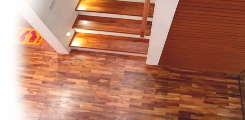 manfaat lantai kayu solid